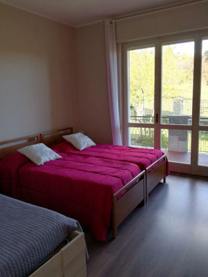 Casale Cadeloro Apartman Nebbiuno Kültér fotó